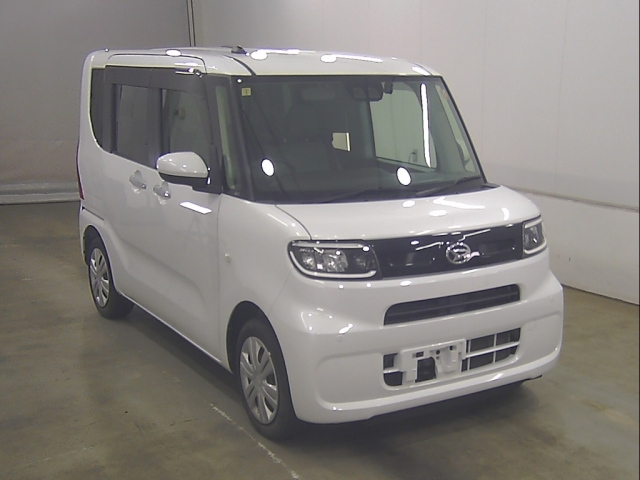 DAIHATSU TANTO — фото