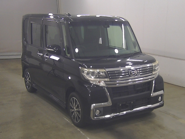 DAIHATSU TANTO — фото