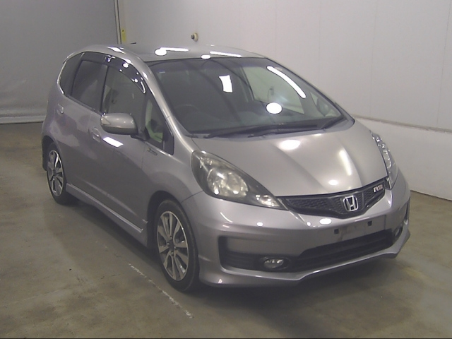 HONDA FIT — фото
