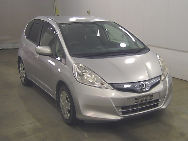 HONDA FIT — фото