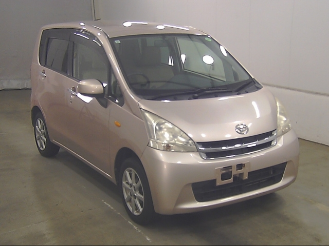 DAIHATSU MOVE — фото