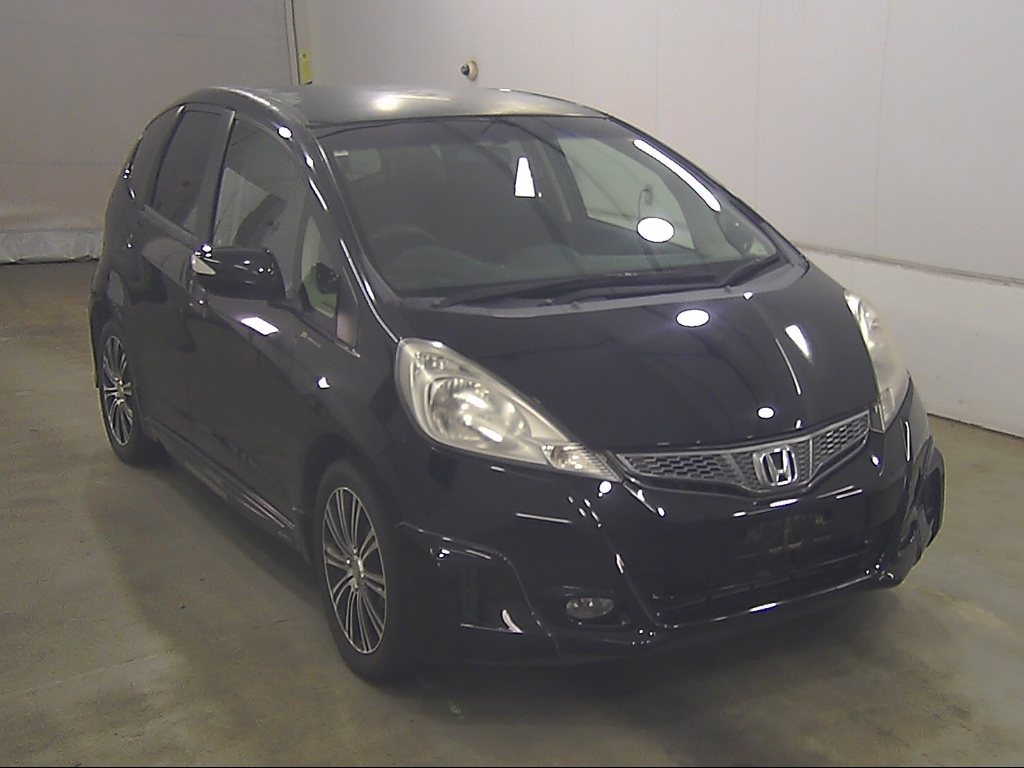 HONDA FIT — фото