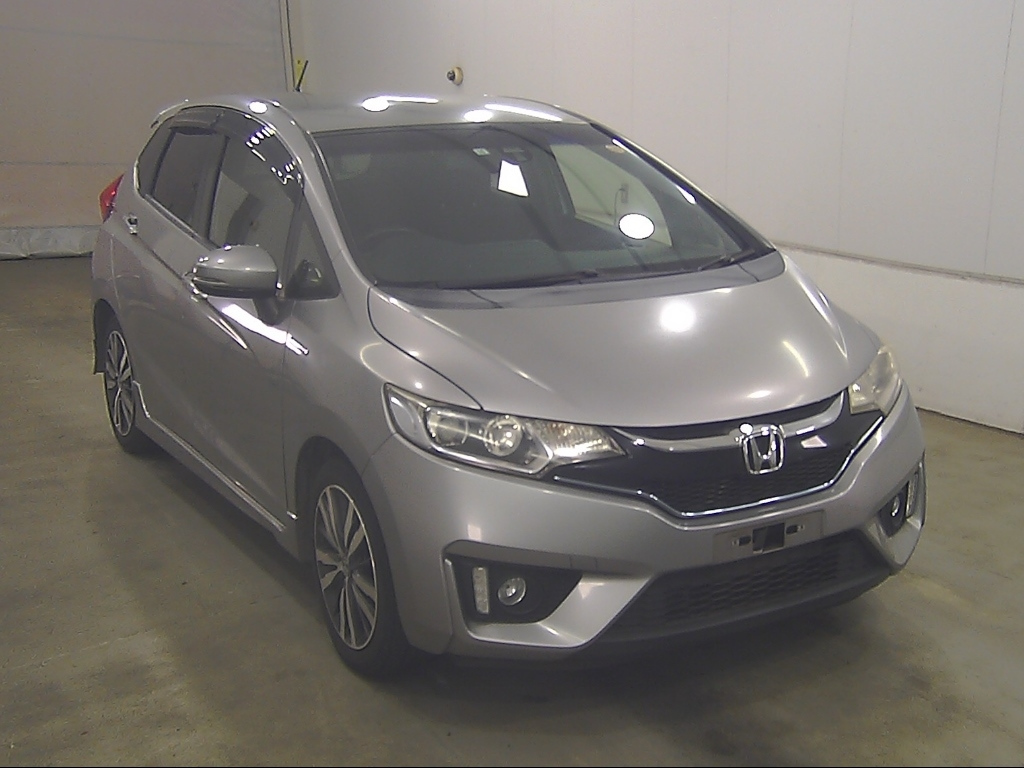 HONDA FIT — фото