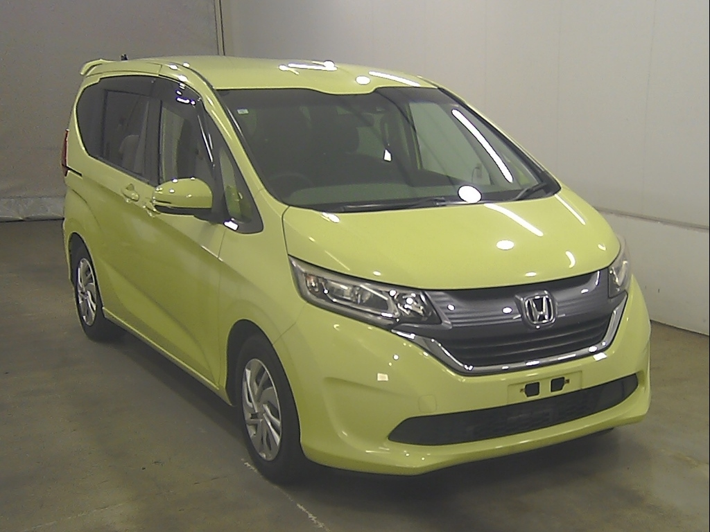 HONDA FREED — фото