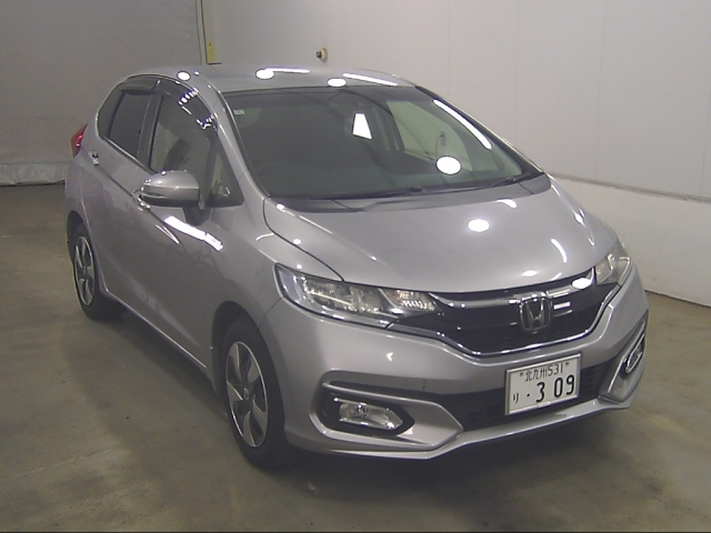 HONDA FIT — фото