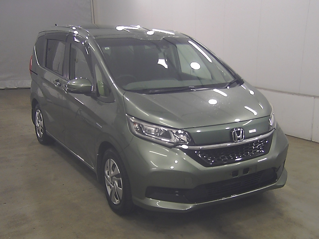 HONDA FREED — фото