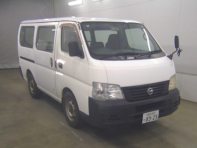 NISSAN CARAVAN — фото