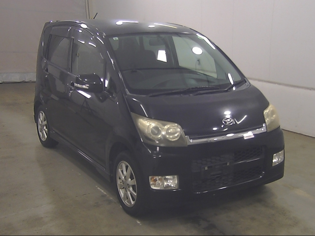 DAIHATSU MOVE — фото