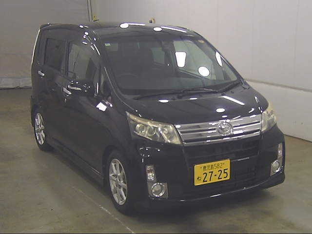 DAIHATSU MOVE — фото