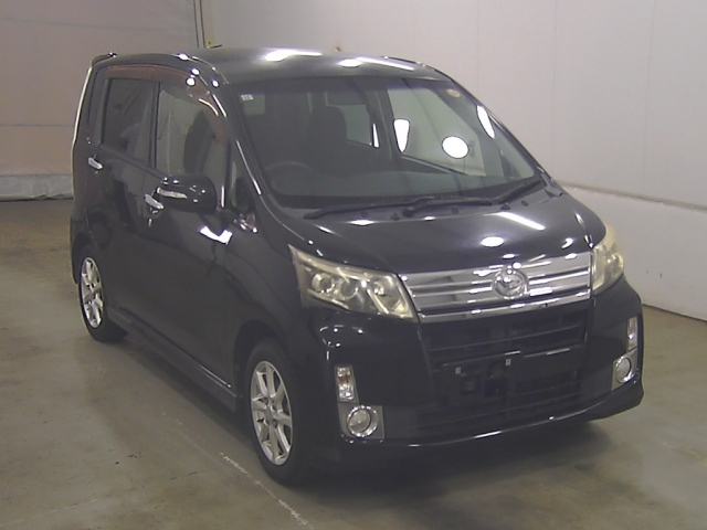 DAIHATSU MOVE — фото