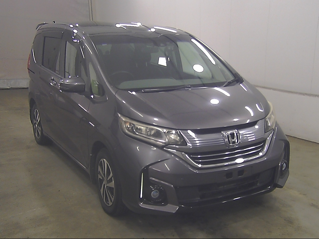 HONDA FREED — фото