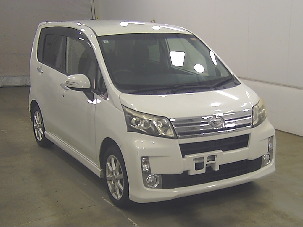 DAIHATSU MOVE — фото