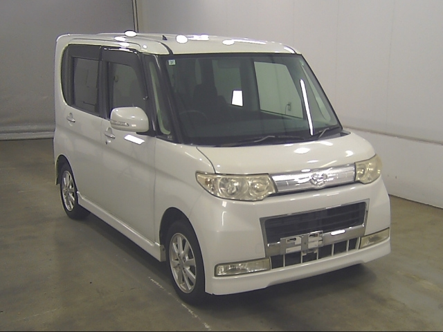 DAIHATSU TANTO — фото