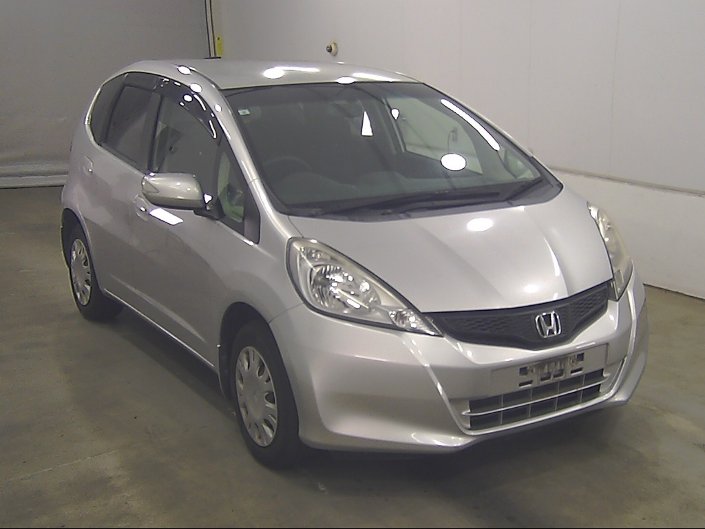 HONDA FIT — фото