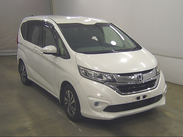 HONDA FREED — фото