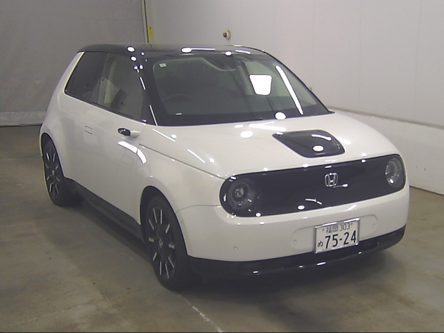 HONDA E