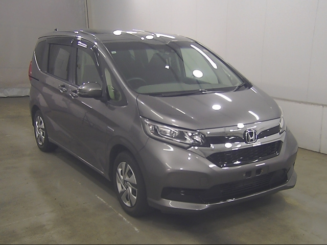 HONDA FREED — фото