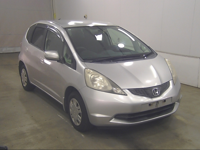 HONDA FIT — фото