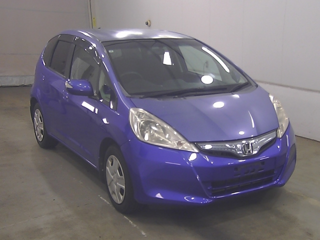 HONDA FIT — фото