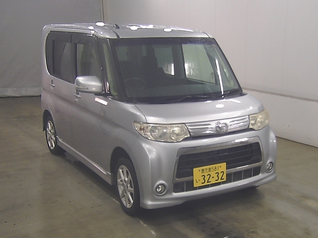 DAIHATSU TANTO — фото