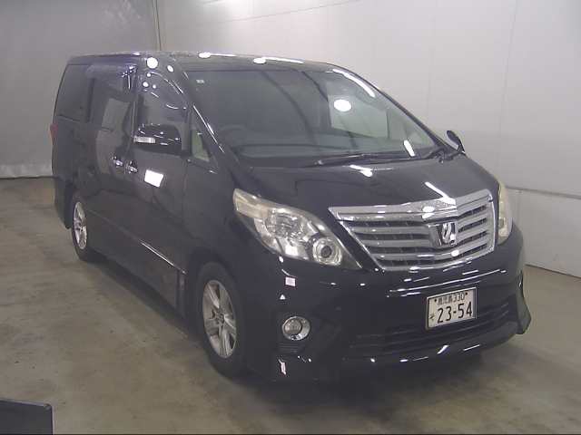 TOYOTA ALPHARD — фото