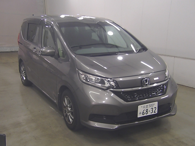 HONDA FREED — фото