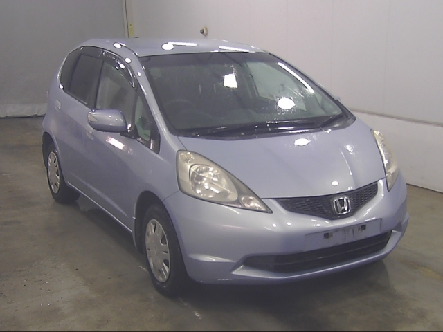 HONDA FIT — фото