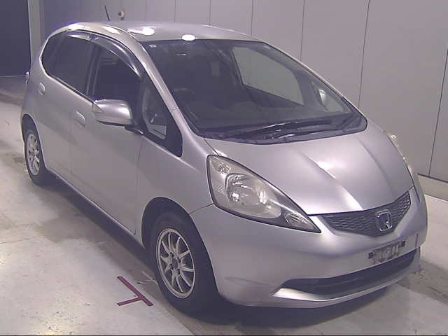 HONDA FIT — фото