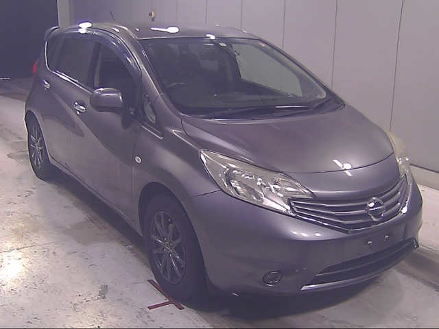 NISSAN NOTE — фото