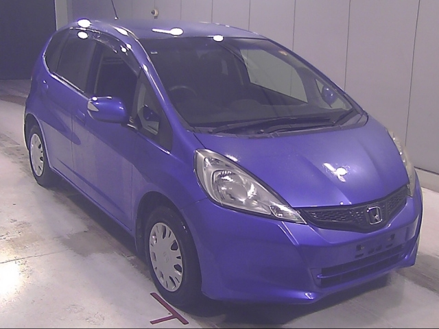 HONDA FIT — фото