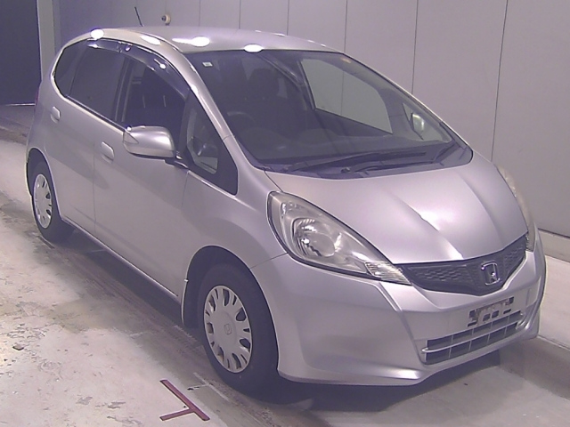 HONDA FIT — фото