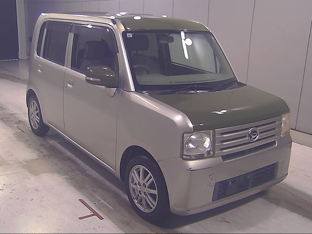 DAIHATSU MOVE — фото