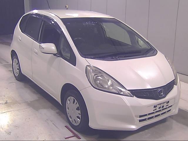 HONDA FIT — фото