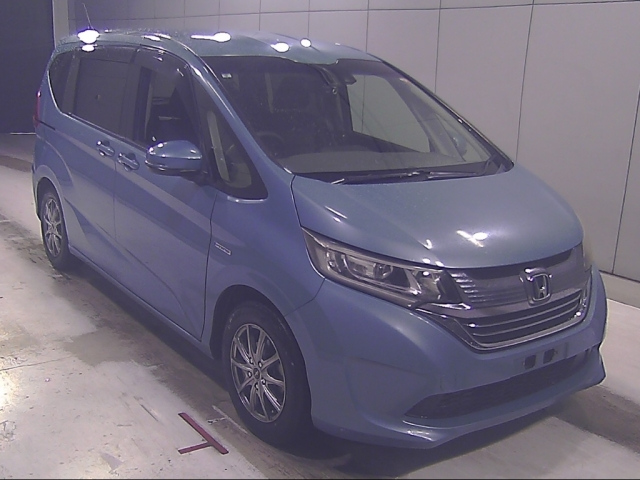 HONDA FREED — фото