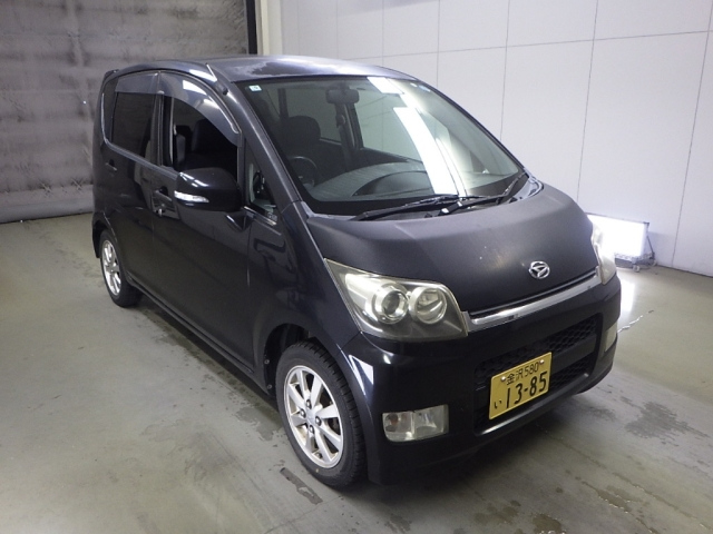 DAIHATSU MOVE — фото