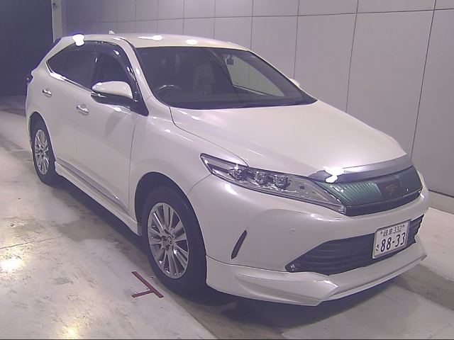 TOYOTA HARRIER — фото