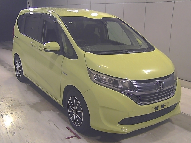 HONDA FREED — фото