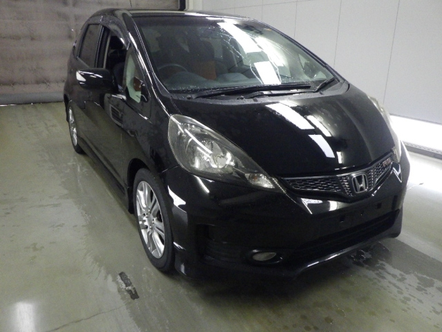 HONDA FIT — фото