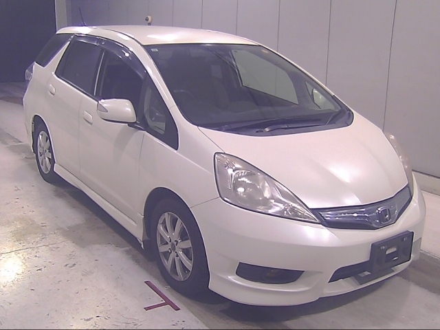 HONDA FIT SHUTTLE