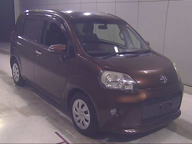 TOYOTA PORTE