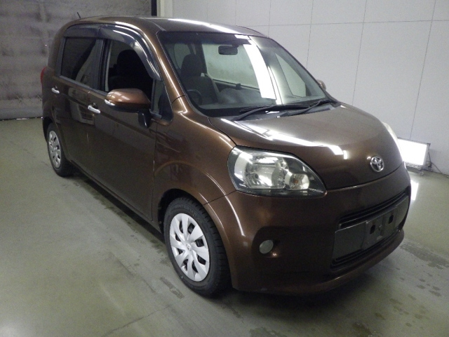 TOYOTA PORTE
