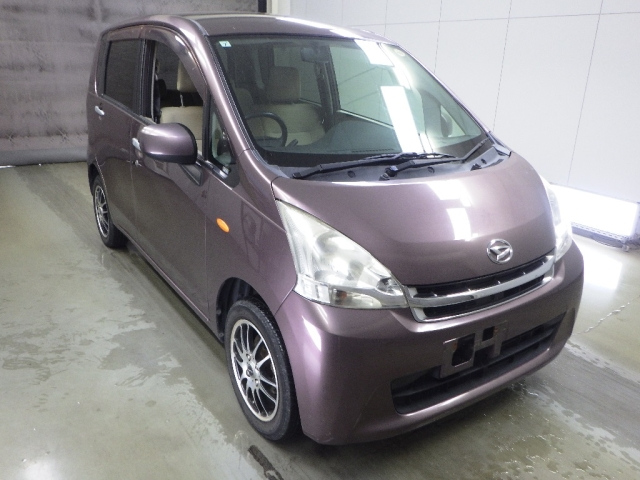 DAIHATSU MOVE — фото