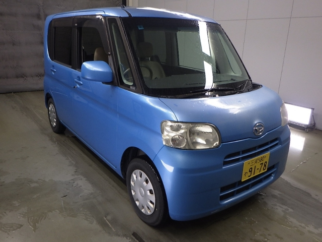 DAIHATSU TANTO — фото