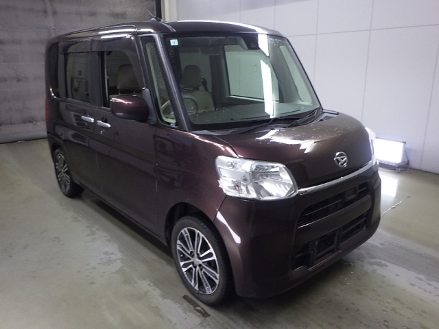 DAIHATSU TANTO — фото