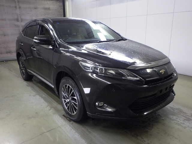 TOYOTA HARRIER — фото