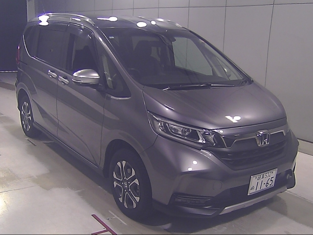 HONDA FREED — фото