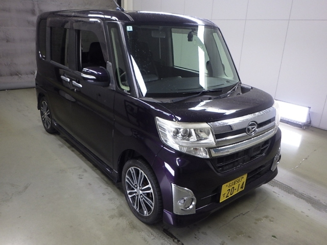 DAIHATSU TANTO — фото