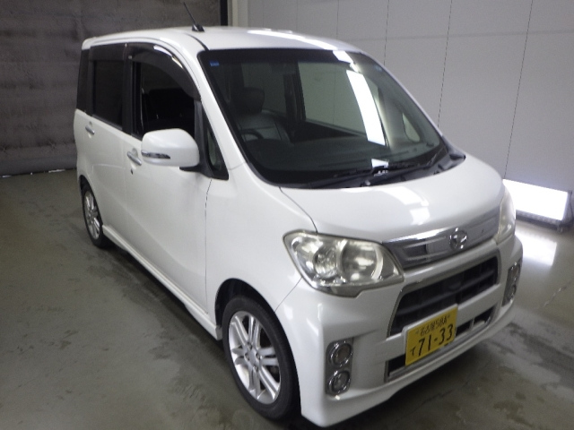 DAIHATSU TANTO — фото