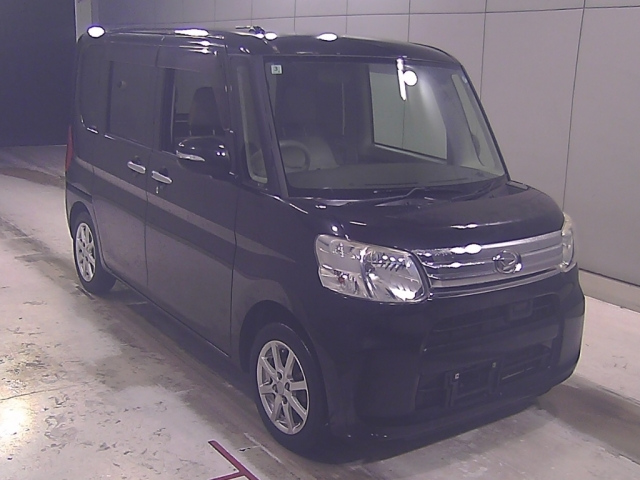 DAIHATSU TANTO — фото