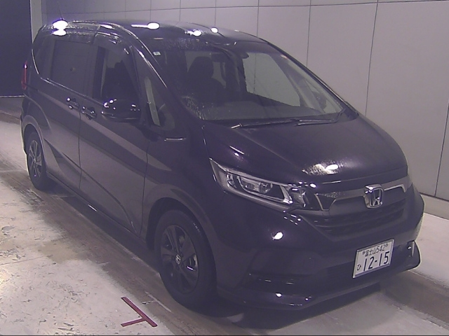 HONDA FREED — фото